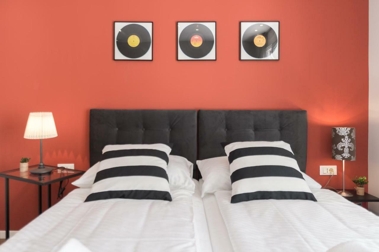 4 Elements Old Town Views Rooms โตรกีร์ ภายนอก รูปภาพ